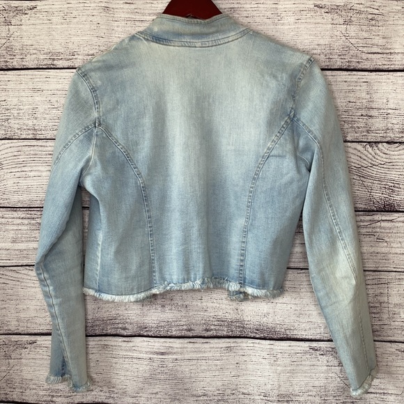 Tommy Cropped Oversized Raw Hem Light Wash Denim Jacket Size M - Picture 5 of 12
